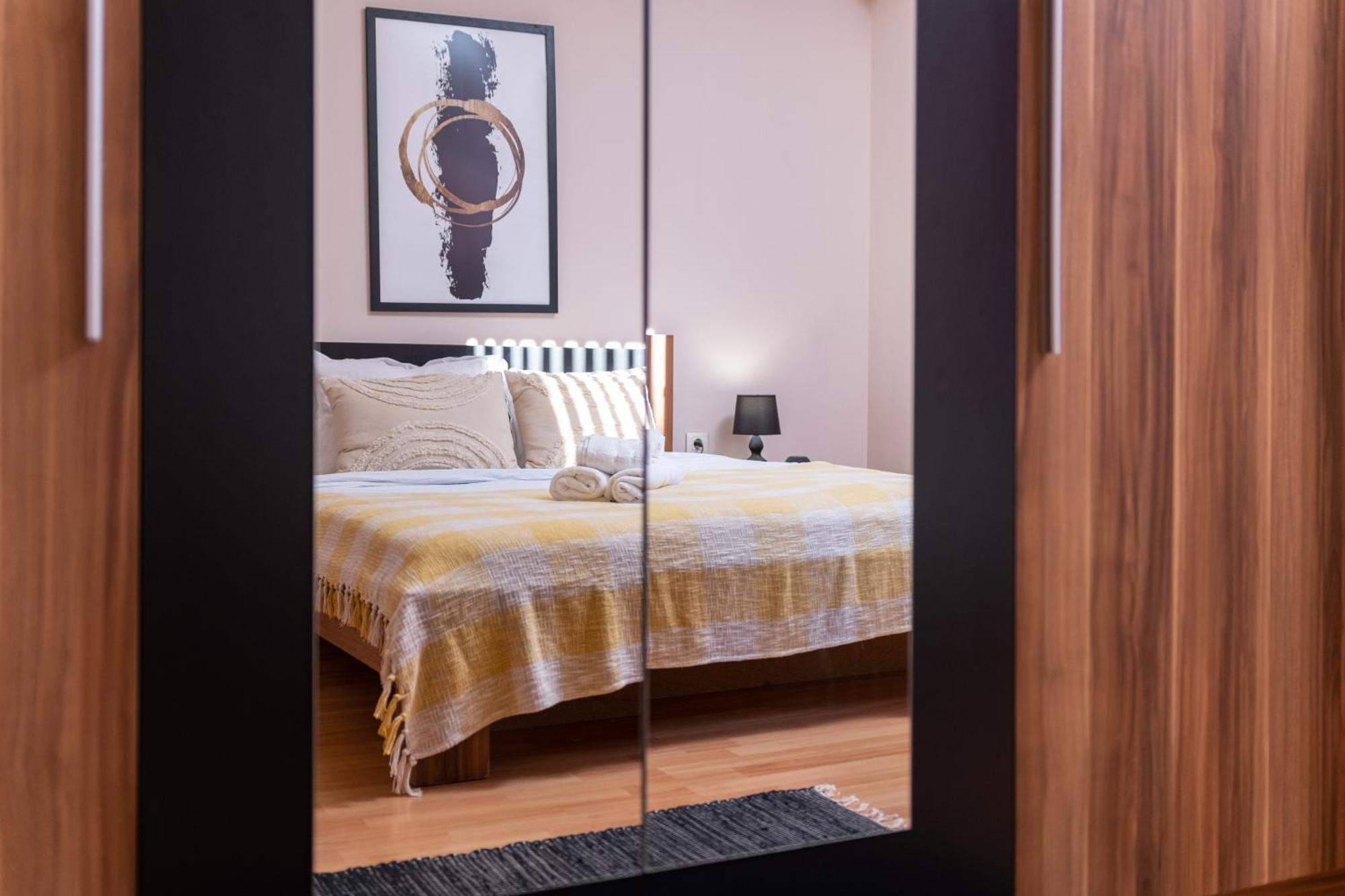 Comfortable 2Br Urban Getaway In City Center Plovdiv Extérieur photo
