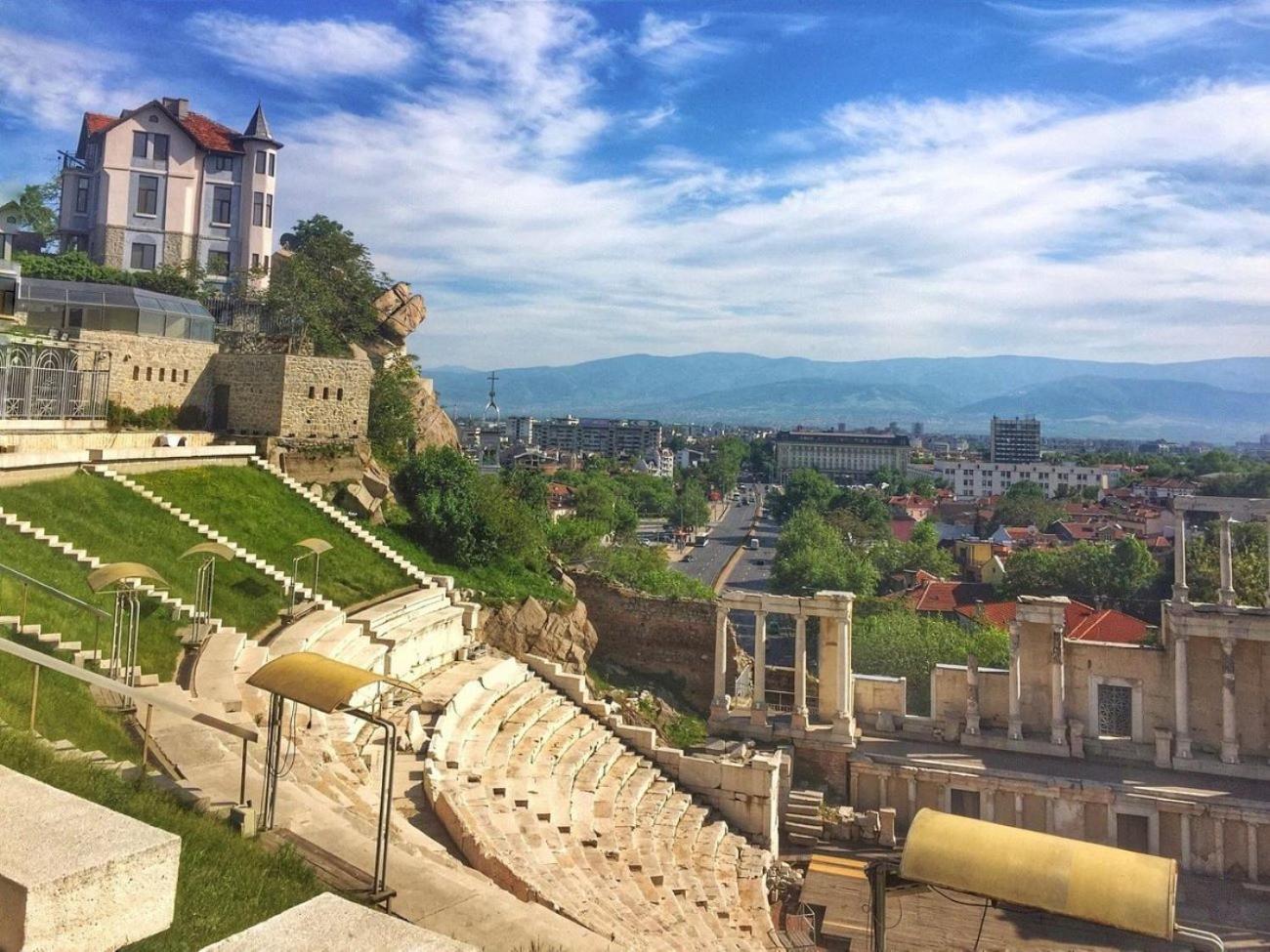 Comfortable 2Br Urban Getaway In City Center Plovdiv Extérieur photo